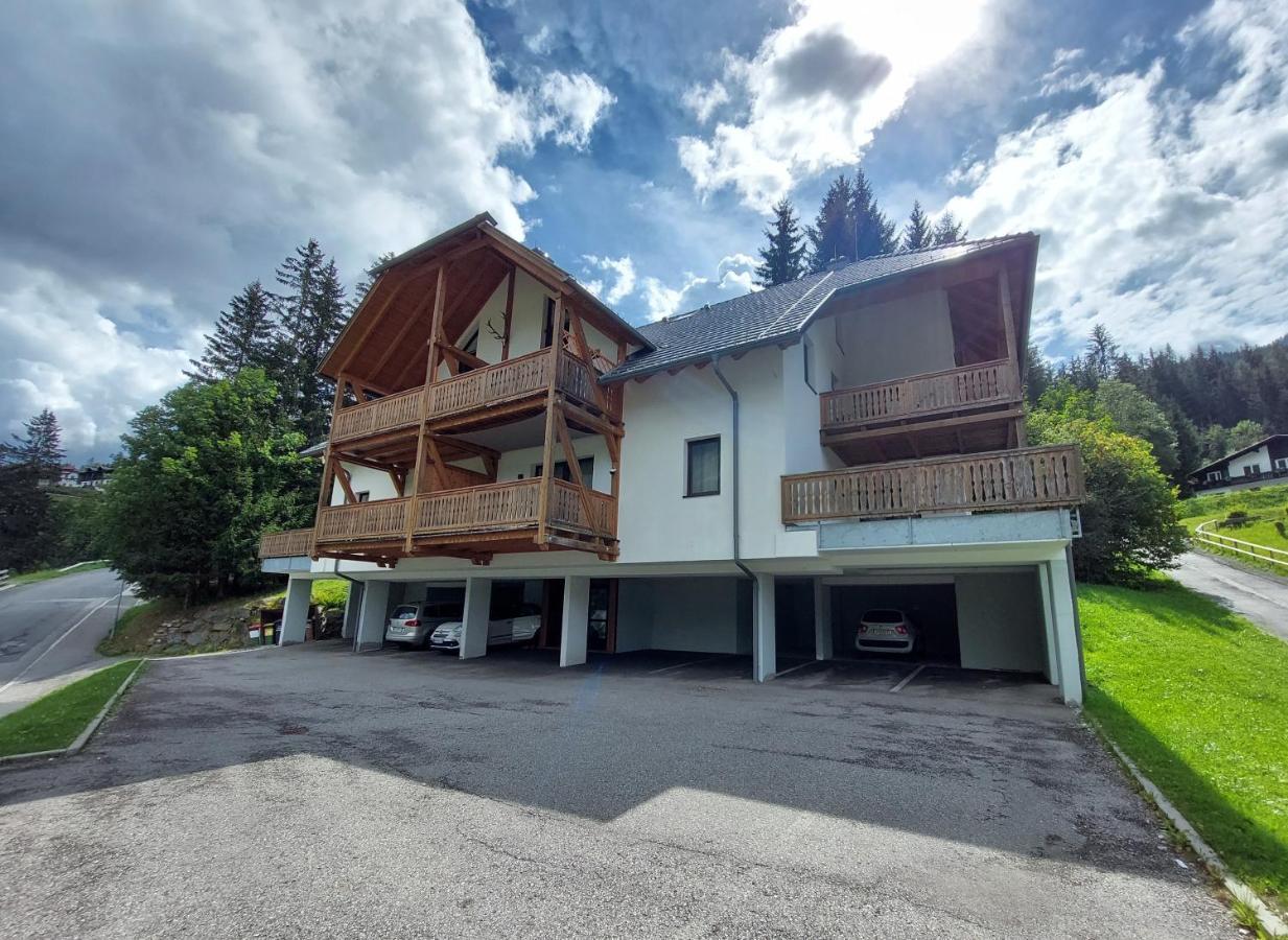 Alpenflair - Charming Ski-To-Door Apartment Bad Kleinkirchheim Ngoại thất bức ảnh